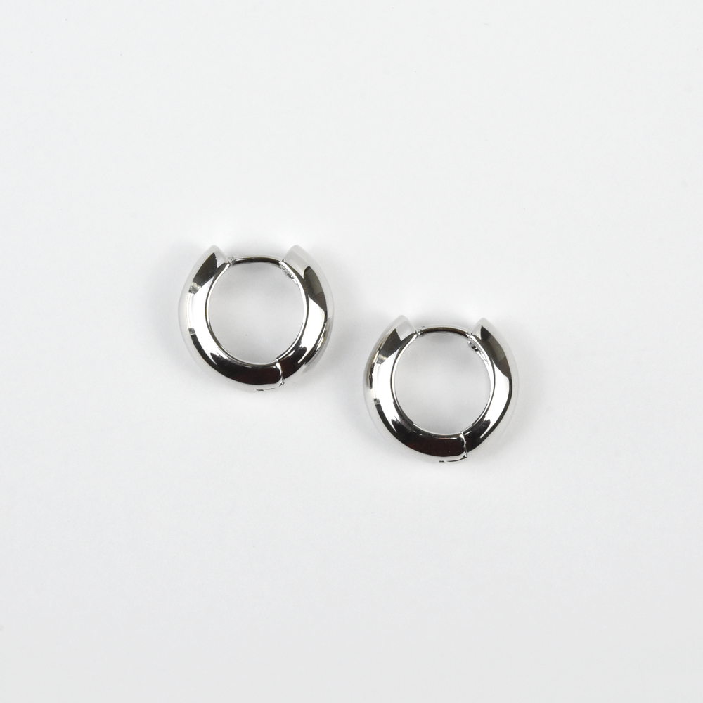 Olivia Hoop Earrings - Goldmakers Fine Jewelry