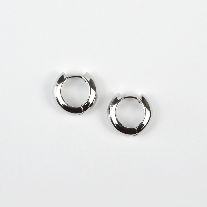 Olivia Hoop Earrings - Goldmakers Fine Jewelry
