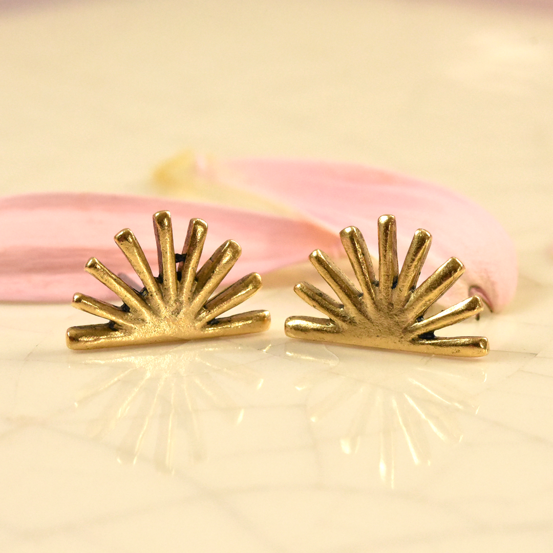 Spark Studs - Goldmakers Fine Jewelry