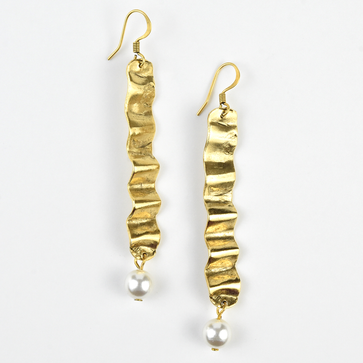 Wave & Pearl Earrings - Goldmakers Fine Jewelry