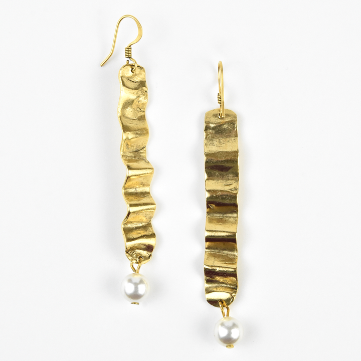 Wave & Pearl Earrings - Goldmakers Fine Jewelry