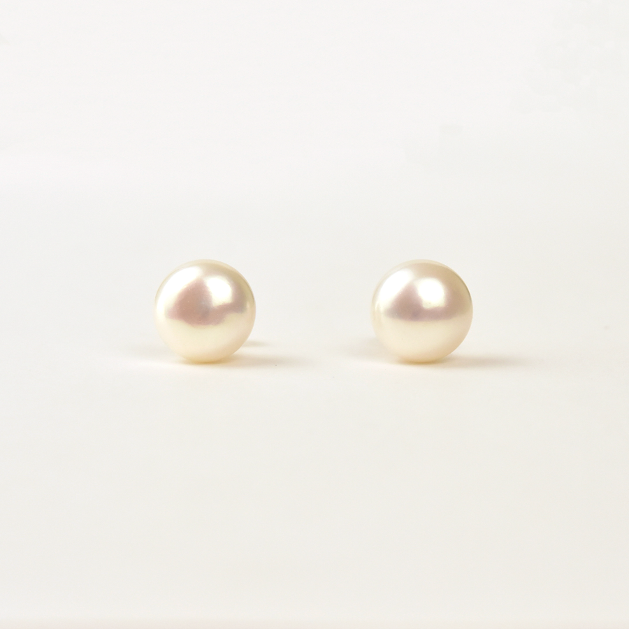 Pearl Button Studs in Yellow Gold - Goldmakers Fine Jewelry