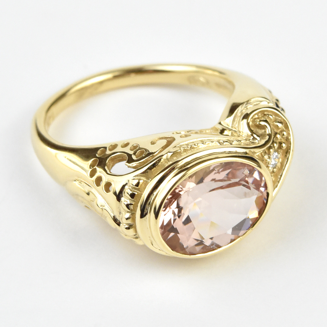 Morganite Paisley Cocktail Ring in Gold - Goldmakers Fine Jewelry