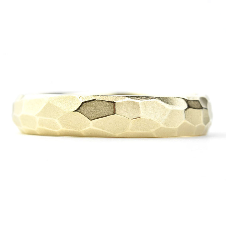 Faceted Band in Yellow Gold 4.75mm - Goldmakers Fine Jewelry