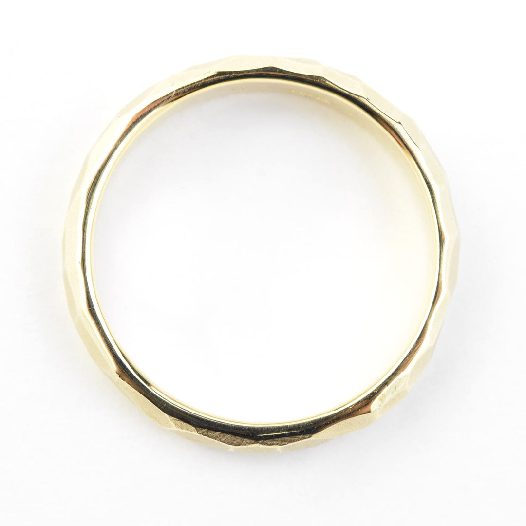 Faceted Band in Yellow Gold 4.75mm - Goldmakers Fine Jewelry