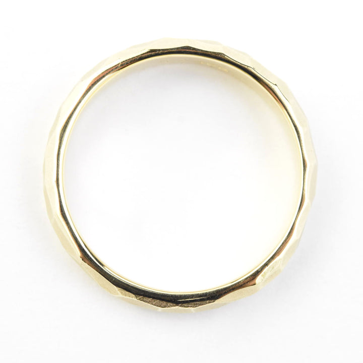 Faceted Band in Yellow Gold 4.75mm - Goldmakers Fine Jewelry