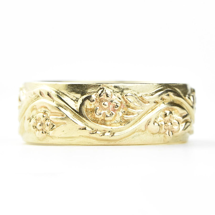 Floral Wave Gents Band in 10k Gold - Goldmakers Fine Jewelry