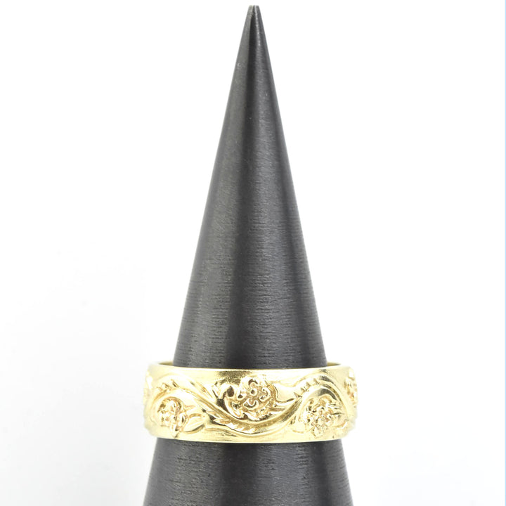 Floral Wave Gents Band in 10k Gold - Goldmakers Fine Jewelry