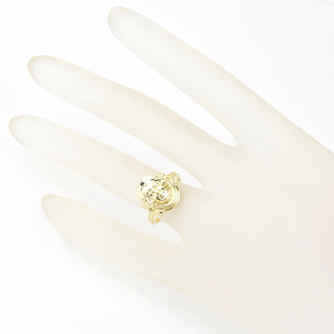 Magic Mirror Ring in Gold with Blue Sapphire