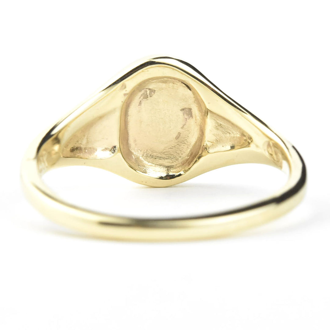 10k Yellow Gold Signet Ring - Goldmakers Fine Jewelry