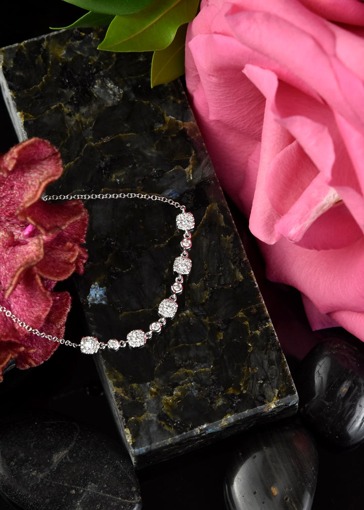 Delicate Diamond Bracelet in White Gold - Goldmakers Fine Jewelry