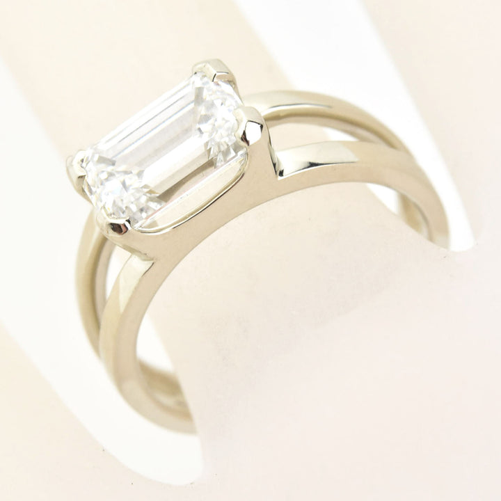 East West Emerald Cut Diamond Ring in 14k White Gold - Goldmakers Fine Jewelry