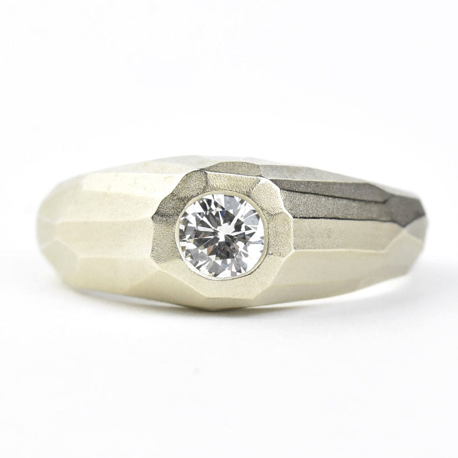 Diamond Faceted Band in 14k White Gold - Goldmakers Fine Jewelry