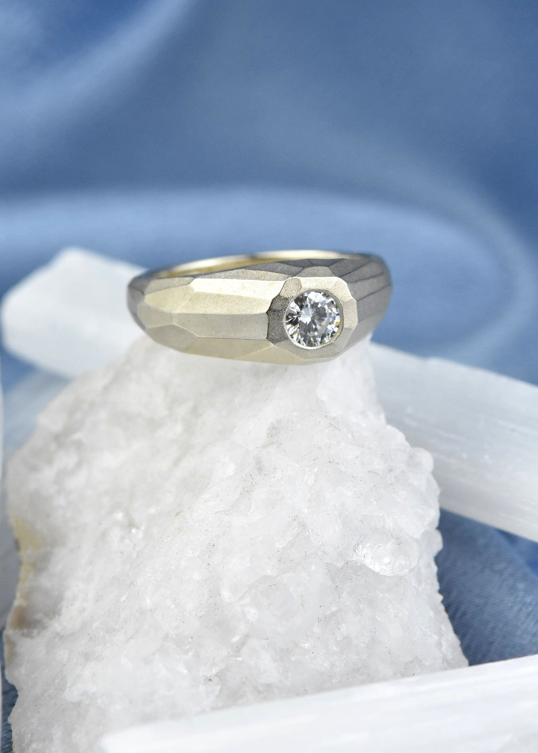 Diamond Faceted Band in 14k White Gold - Goldmakers Fine Jewelry