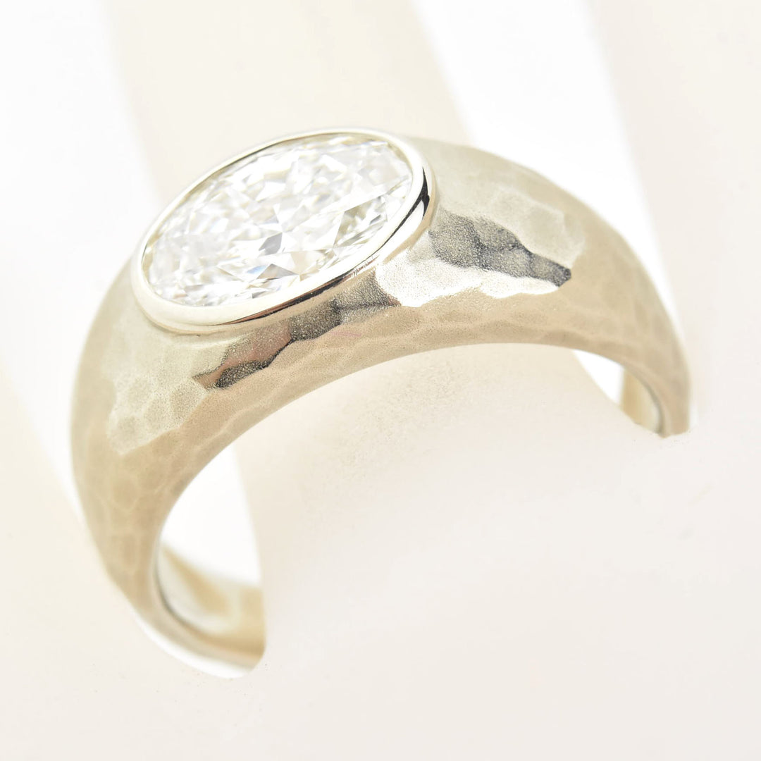 Diamond Hammered Ring in 14k White Gold