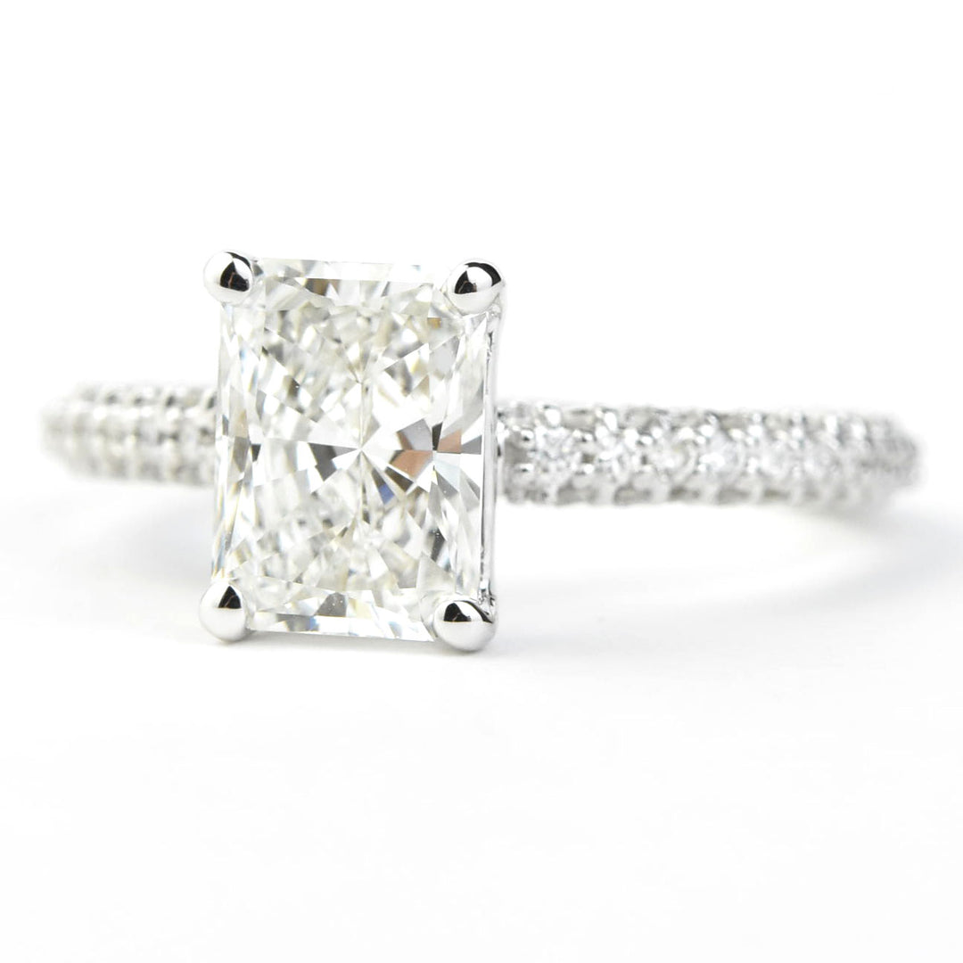 Radiant-cut Diamond Ring in 14k Gold with Pave Band