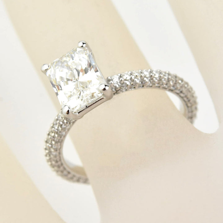 Radiant-cut Diamond Ring in 14k Gold with Pave Band