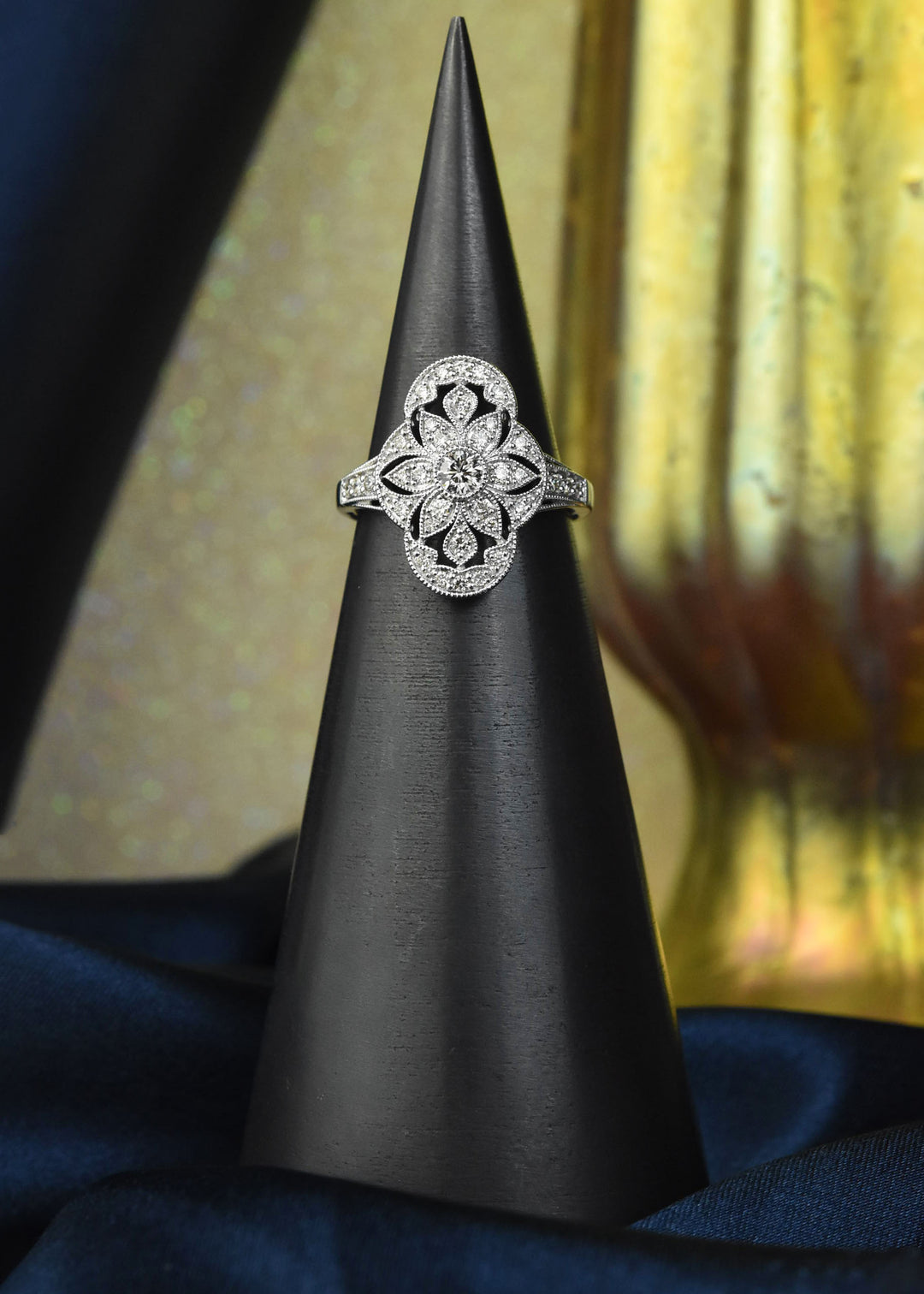 Deco Diamond Daisy Ring in 14k White Gold