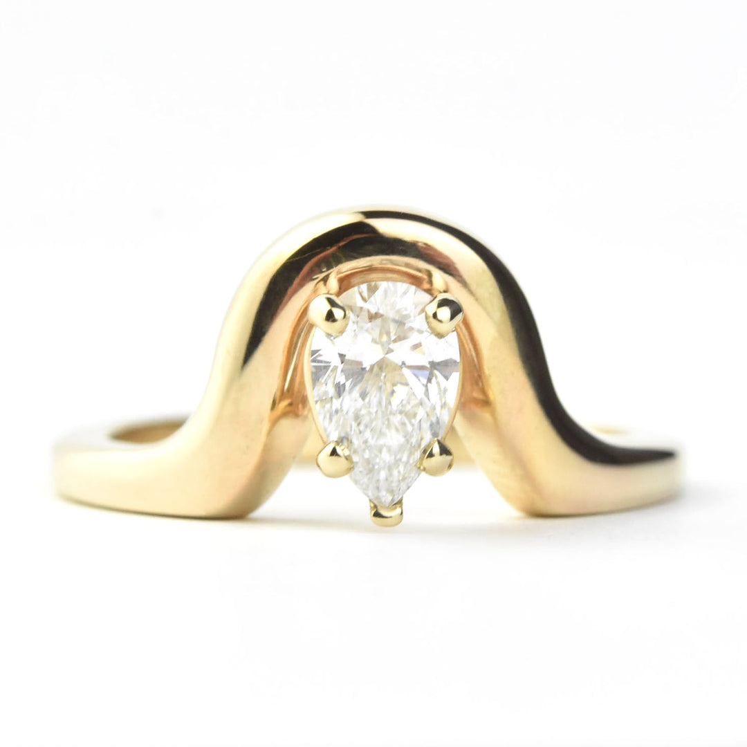 Arch Pear-Cut Diamond Engagement Ring in 14k Gold