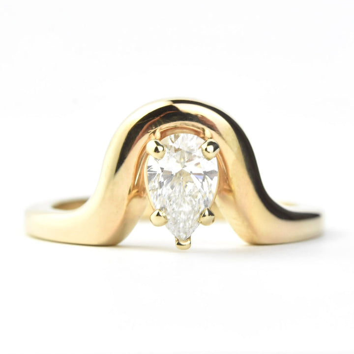 Arch Pear-Cut Diamond Engagement Ring in 14k Gold