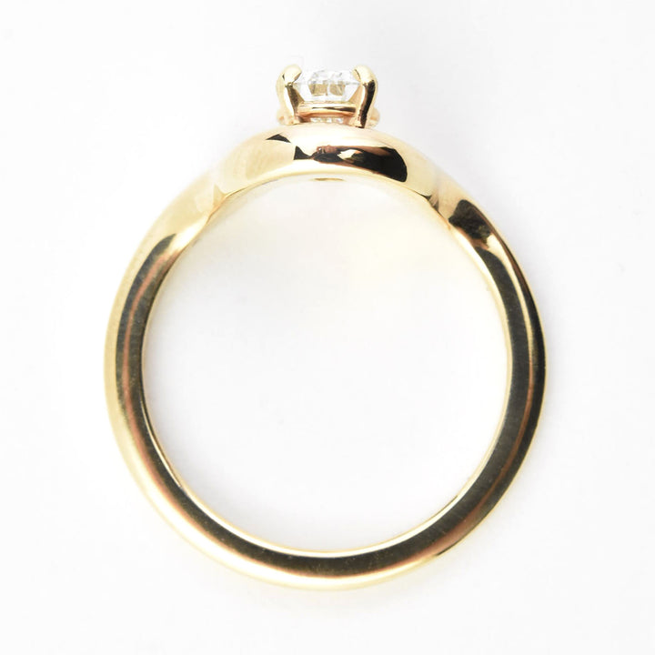 Arch Pear-Cut Diamond Engagement Ring in 14k Gold