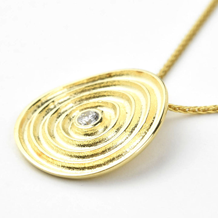 Circle Swirl Diamond Necklace in 14k Yellow Gold