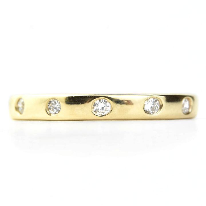 Flush-set Diamond Band in Yellow Gold