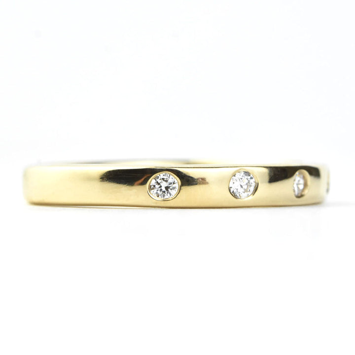 Flush-set Diamond Band in Yellow Gold