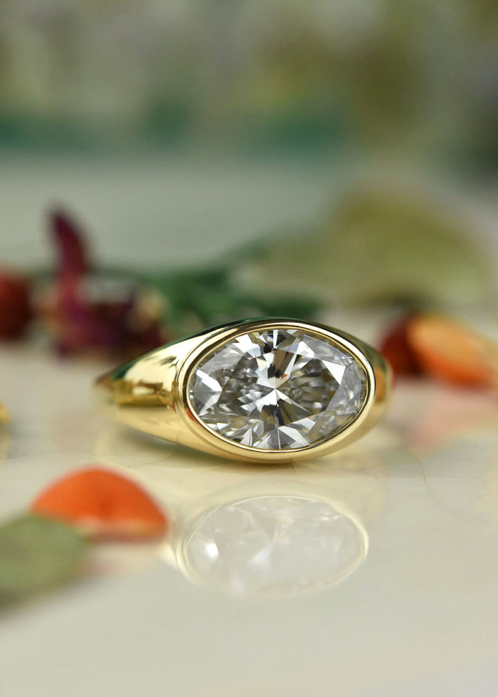 East West Oval Cut Diamond Ring in 14k Yellow Gold