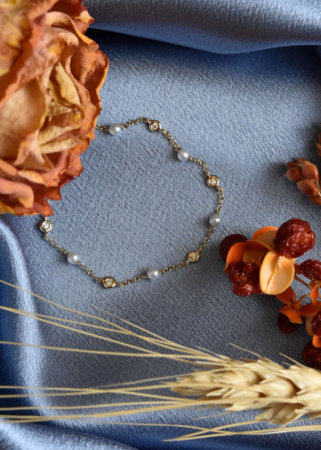 Pearl and Diamond Station Bracelet in 14k Yellow Gold