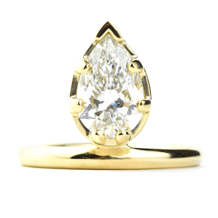 Pear-Cut Diamond Engagement Ring in 14k Gold - Goldmakers Fine Jewelry