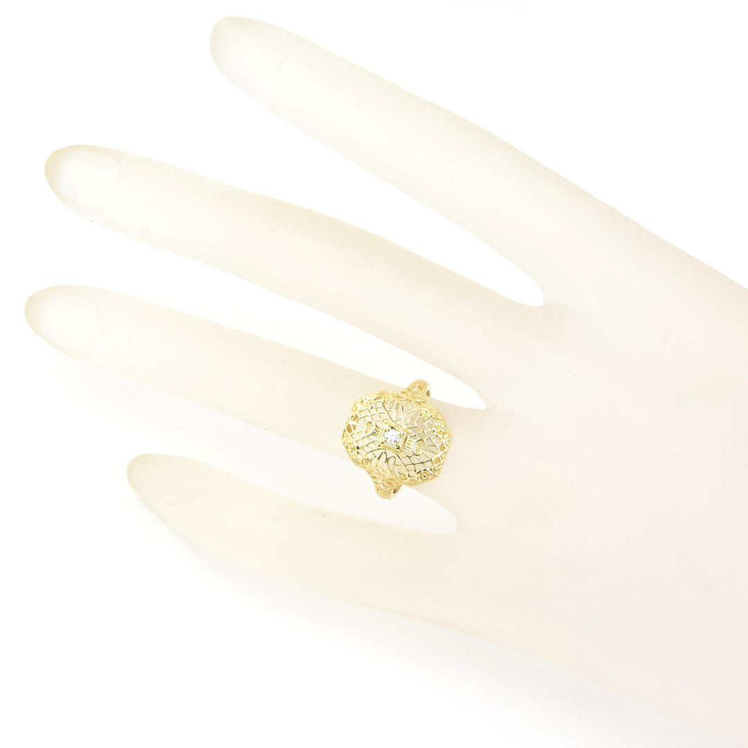 Filigree Ring in 14k Yellow Gold with Diamond