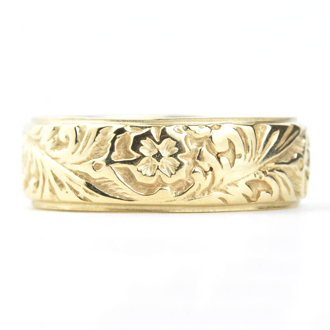 Victorian Floral Gents Band in Gold