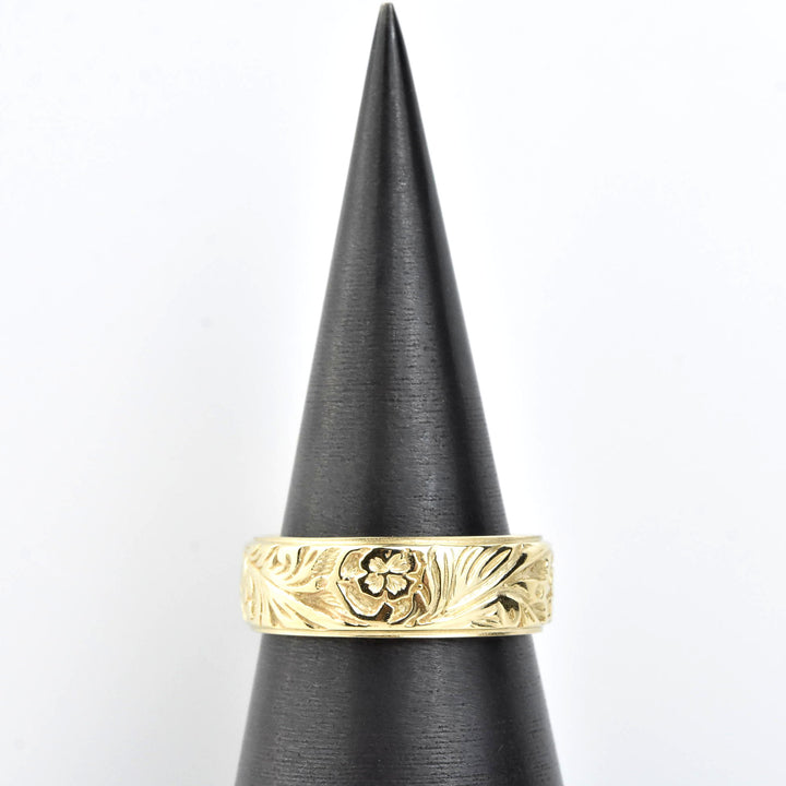 Victorian Floral Gents Band in Gold