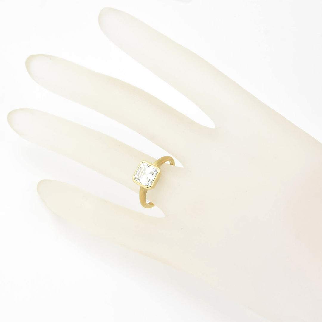 Asscher-Cut Diamond Solitaire in 18k Yellow Gold