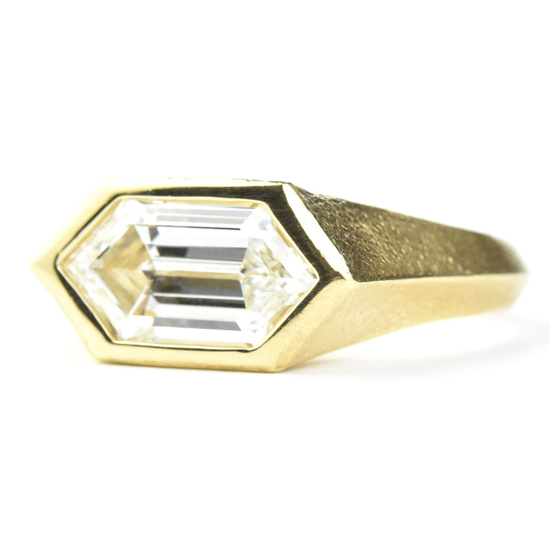 The Paulina: Diamond Solitaire in 18k Yellow Gold