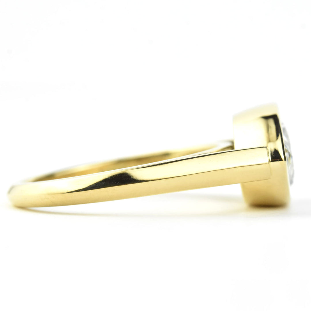 Marquise Diamond Bezel Ring in 18k Gold - Goldmakers Fine Jewelry