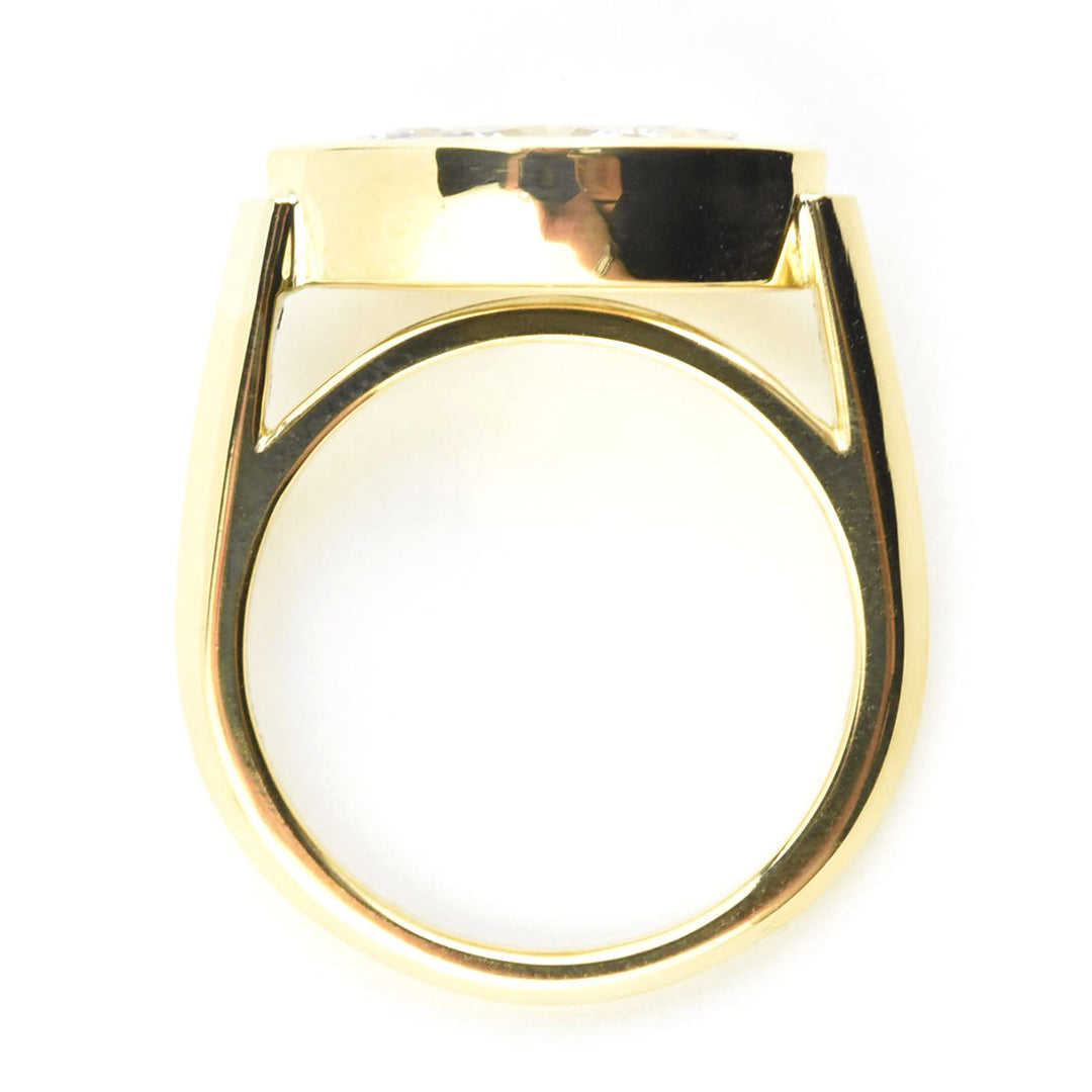 Marquise Diamond Bezel Ring in 18k Gold - Goldmakers Fine Jewelry