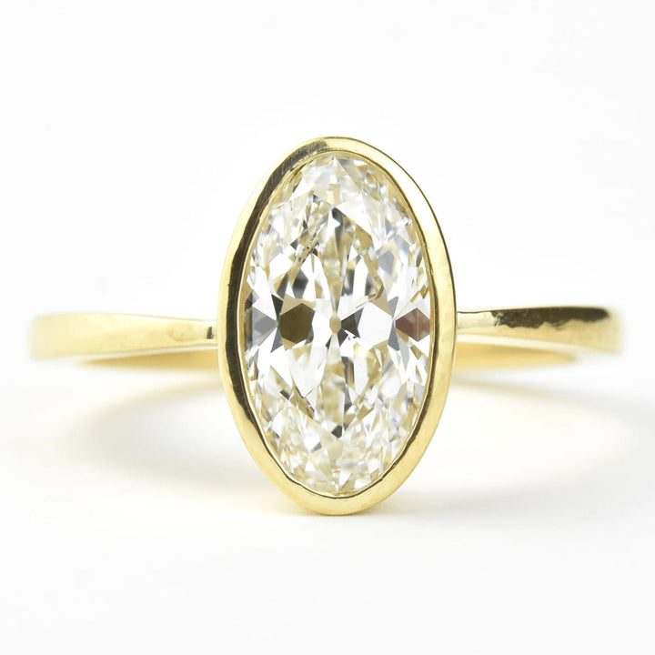 Moval-Cut Diamond Engagement Ring in 18k Gold