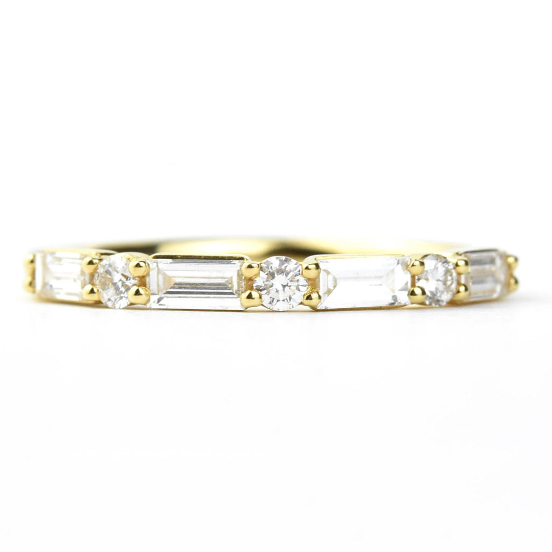Baguette Diamond Band in 18k Yellow Gold - Goldmakers Fine Jewelry