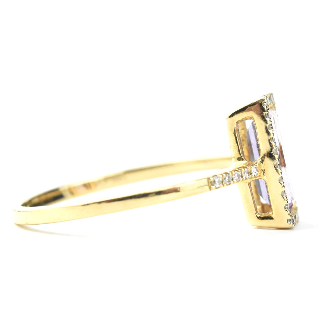 Amethyst and Diamond Ring in 14k Yellow Gold