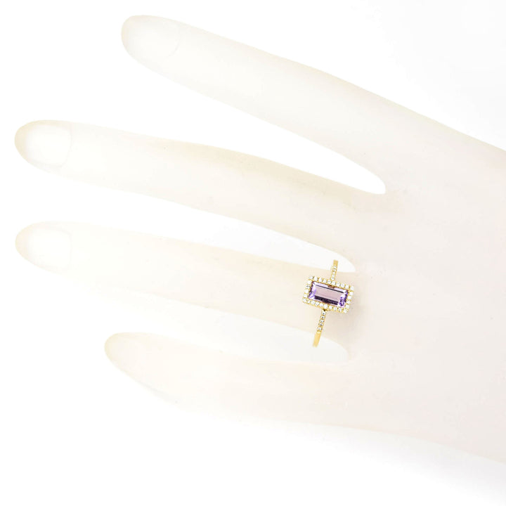 Amethyst and Diamond Ring in 14k Yellow Gold