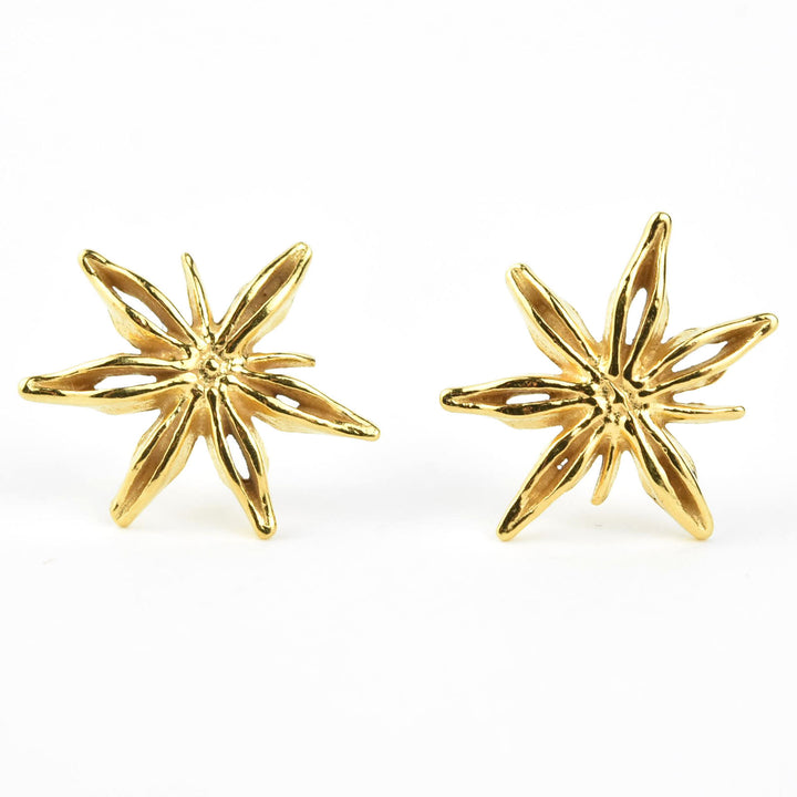 Mini Star Anise Posts - Goldmakers Fine Jewelry