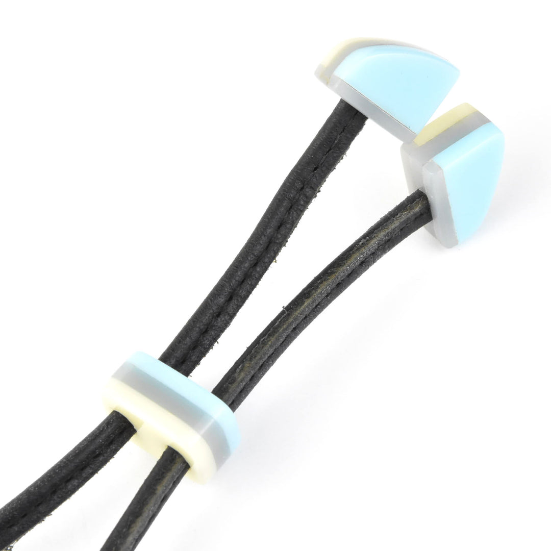 Aurora One Line Collar in Blue