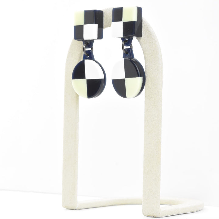 Aurora AM Checkered Dangles, Navy & White