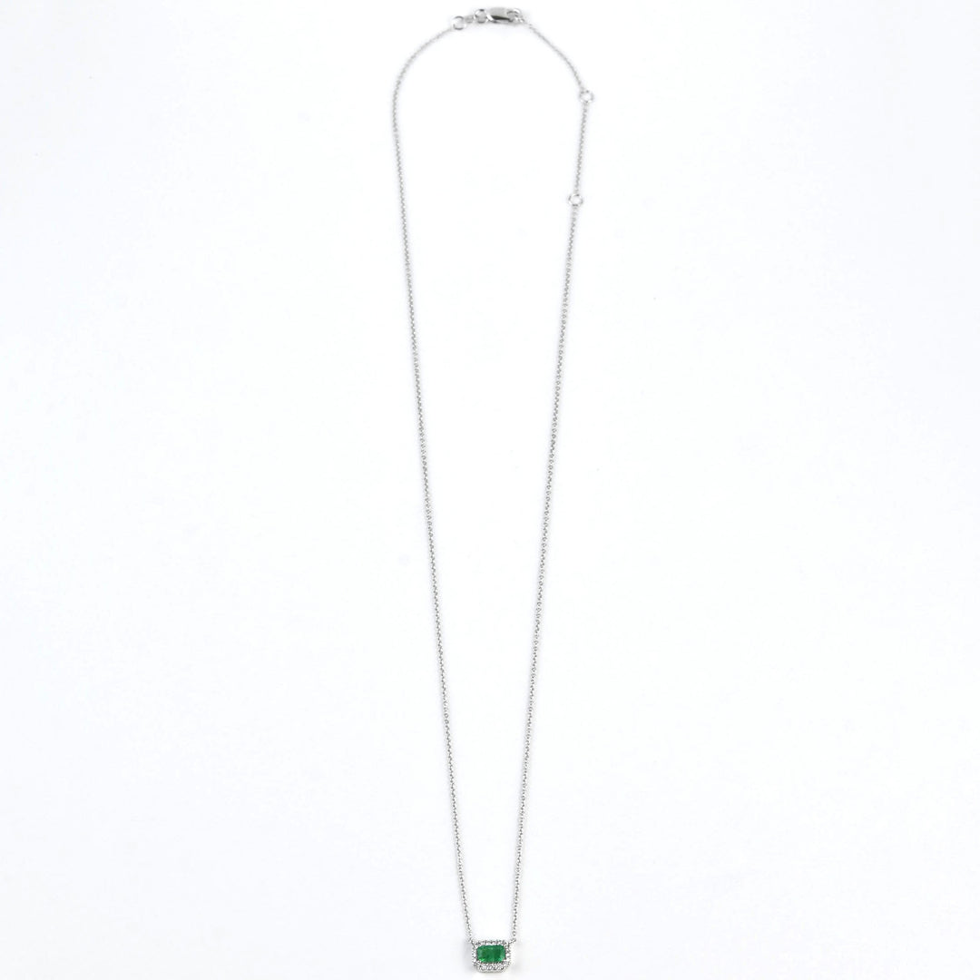 The Daphne: Emerald Halo Necklace in White Gold - Goldmakers Fine Jewelry