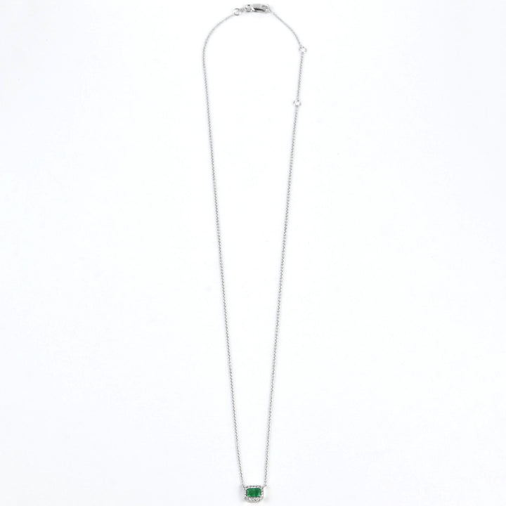 The Daphne: Emerald Halo Necklace in White Gold - Goldmakers Fine Jewelry