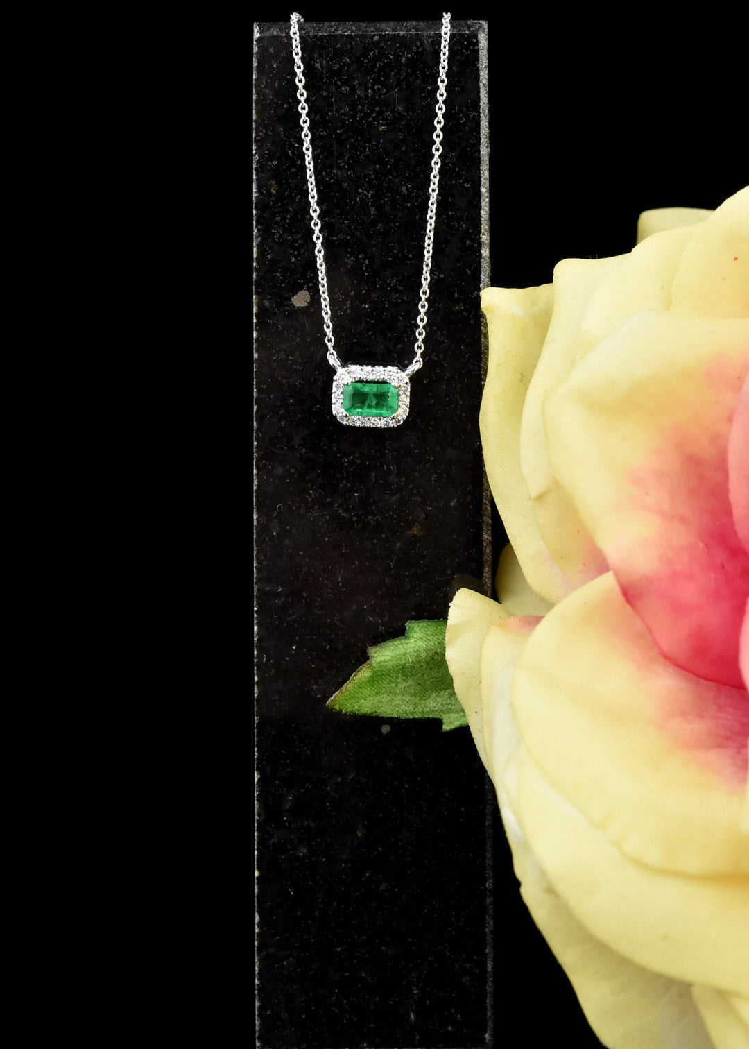 The Daphne: Emerald Halo Necklace in White Gold - Goldmakers Fine Jewelry