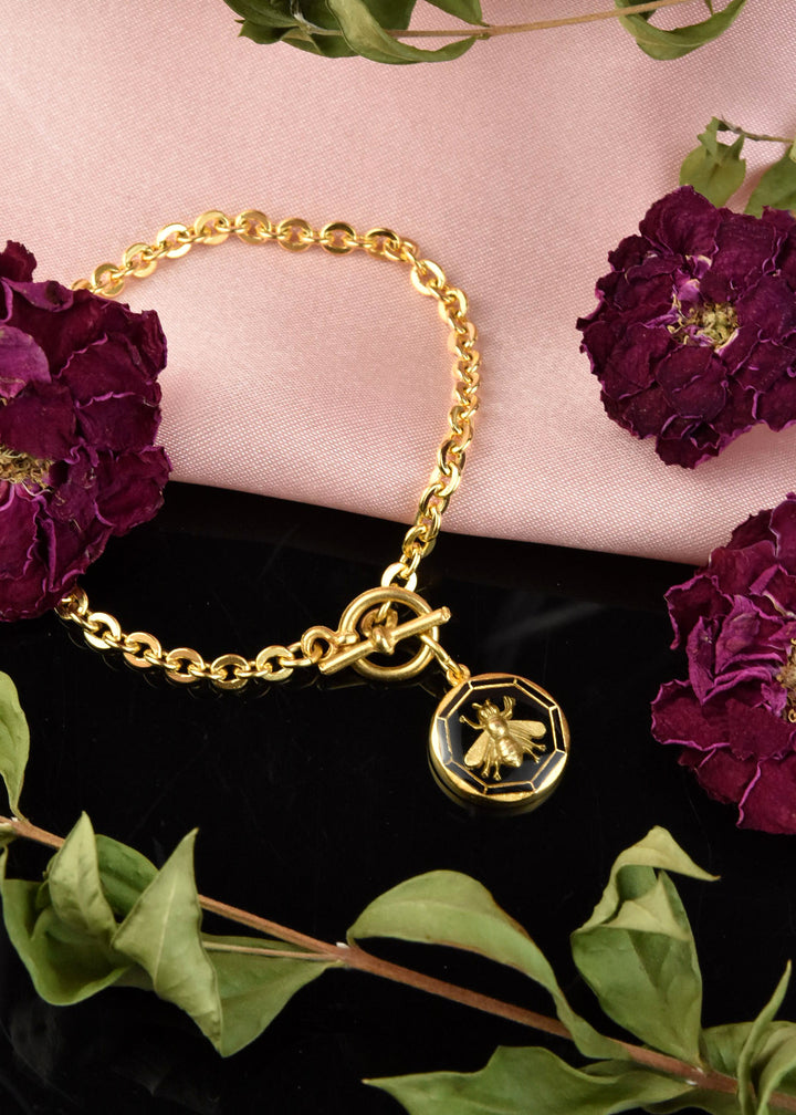Black Enamel Bee Bracelet - Goldmakers Fine Jewelry