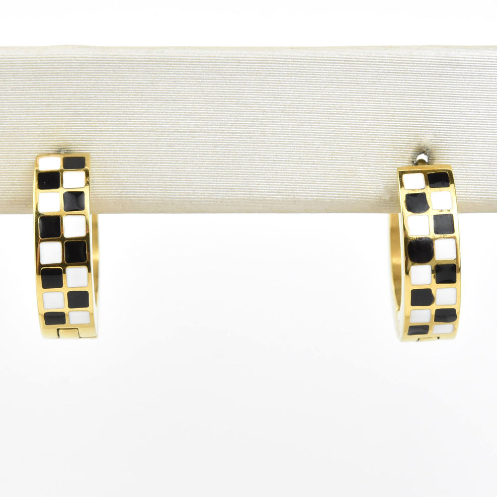Checkered Chunky Huggie Hoops - Goldmakers Fine Jewelry